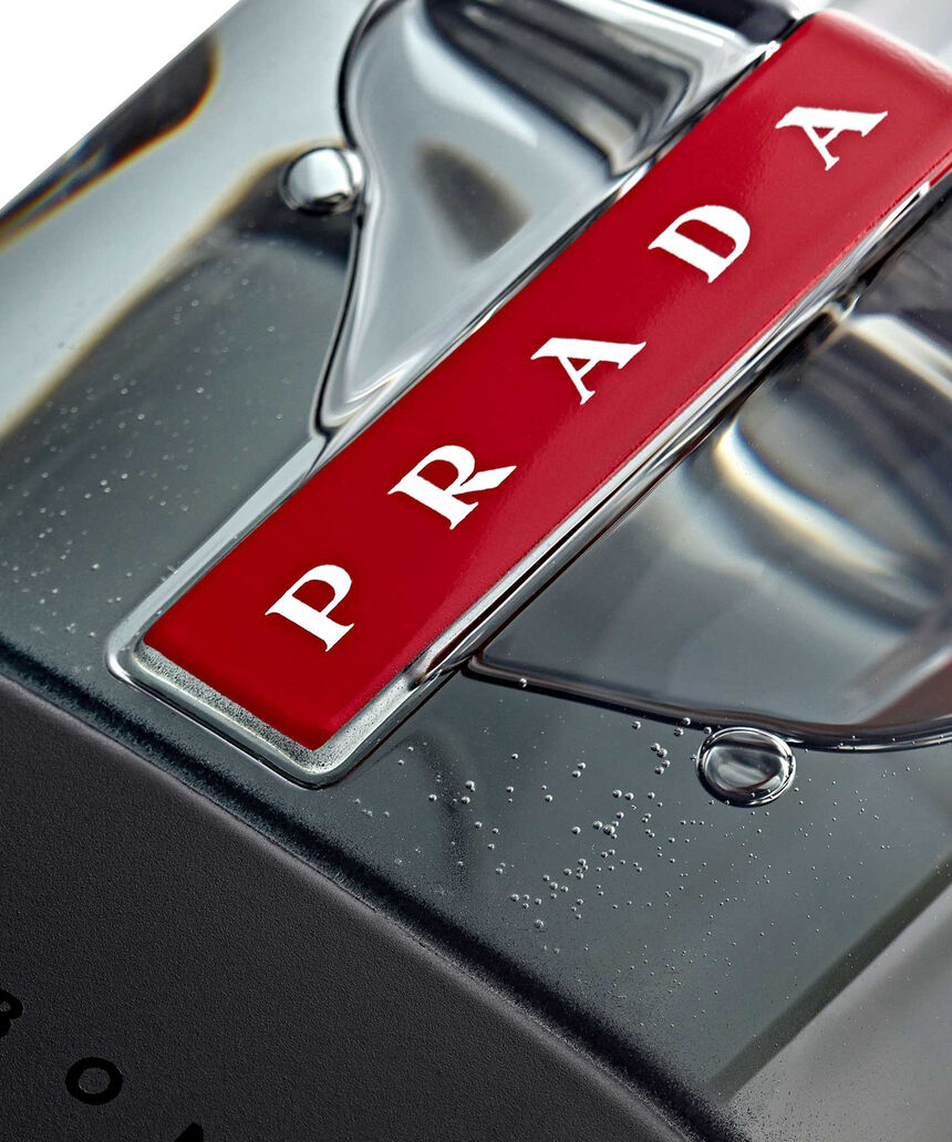 LUNA ROSSA CARBON by Prada